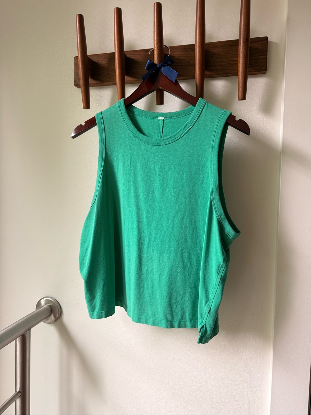lululemon Green Sleeveless Crop Tank Top